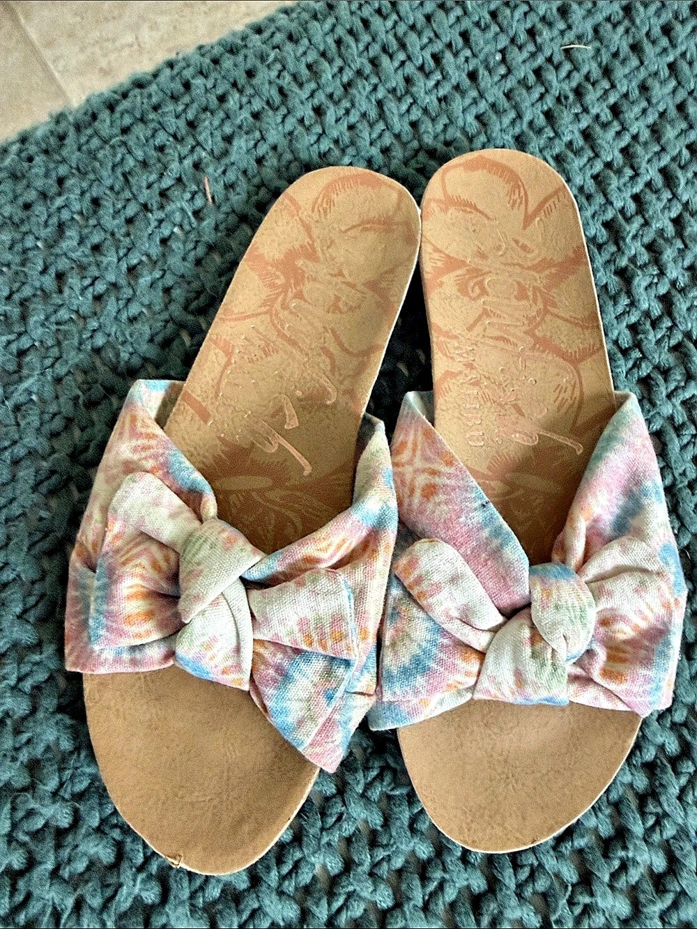 Yellow Box Bow Slide Sandals in Pink & Blue
